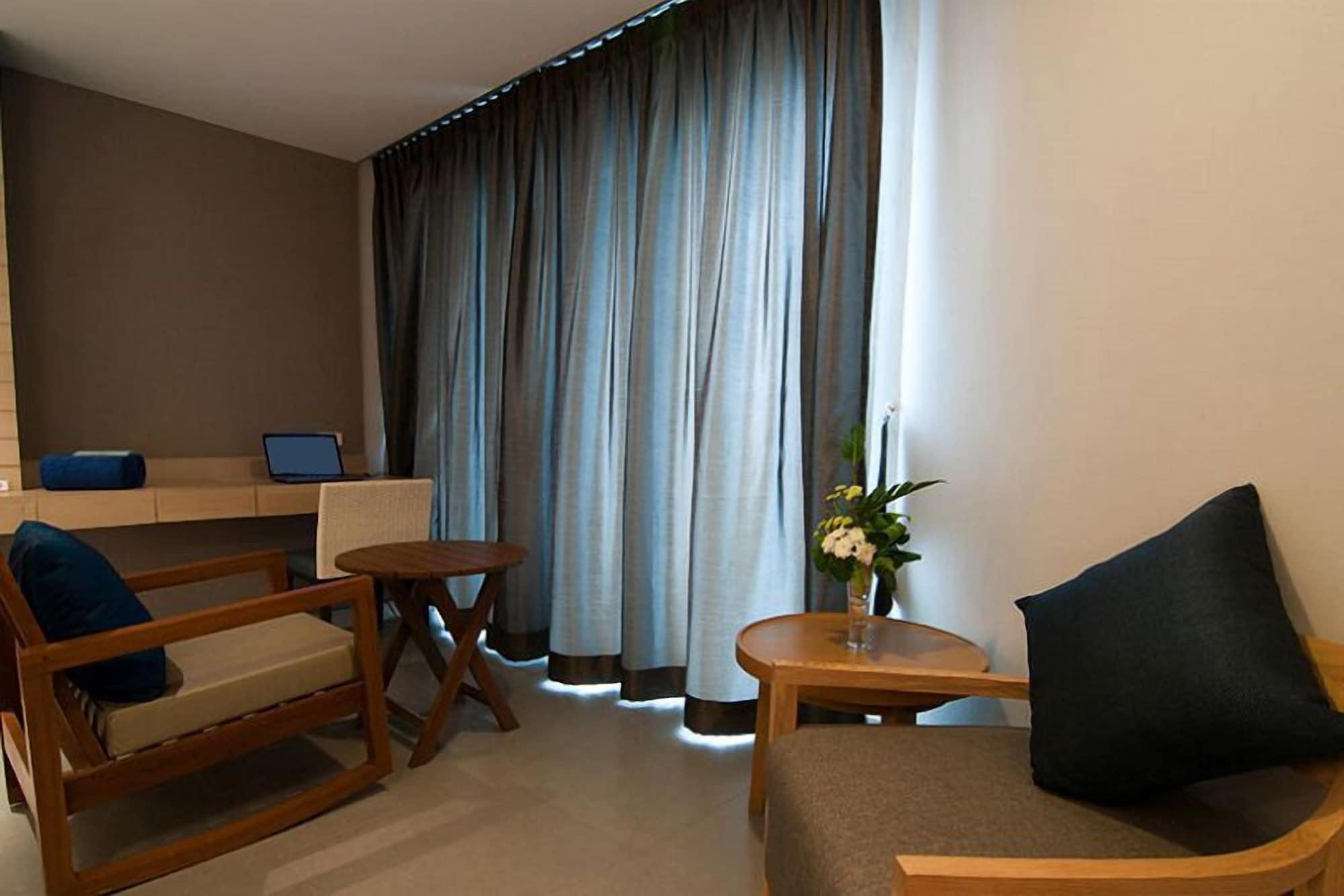 Ashlee Heights Hotel Patong Exteriör bild
