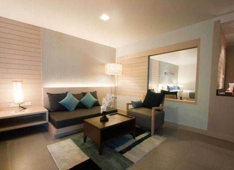 Ashlee Heights Hotel Patong Exteriör bild