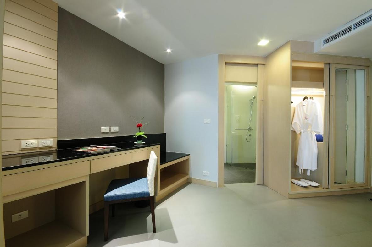 Ashlee Heights Hotel Patong Exteriör bild